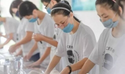 我們捐出去的僅僅是衣服么