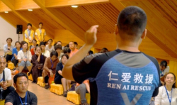 在龍泉寺三慧堂舉行“為愛行走”結(jié)行故事會(huì)