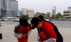 心棧 | 一杯粥喚醒親情——曉韻和媽媽李輝的奉粥故事