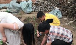 助學 | 北京65名志愿者前往平泉看望當?shù)?2位受助學生