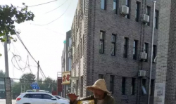 心棧 │ 一位收舊貨的老人和兩袋大米